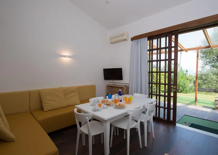 Resort: Desenzano Lake Village